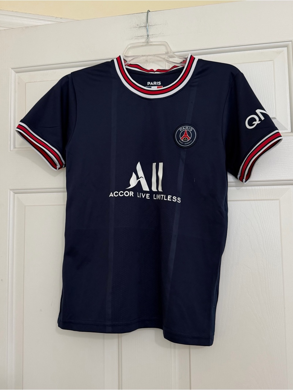 FC PSG Paris Saint Germain 2020 home soccer jersey Mbappe #7 Size 28 Youth L